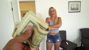 KinkyFamily: European Layla Love is piercing stepsister