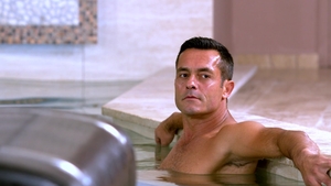 NF Busty: Renato bikini handjob