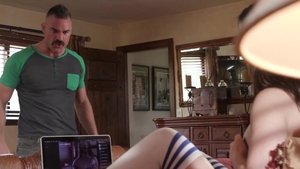 Family XXX: Girl Lyra Lockhart plus Charles Dera facial