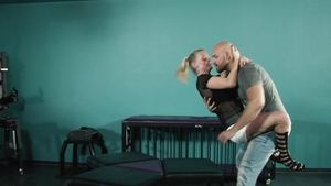 Hitzefrei.com: Real sex with stallion nympho Dirty Tina