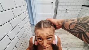 Day With a Pornstar - Beth Bennett is a wet hotwife