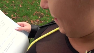 Lena Nitro: Returns For knob