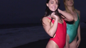 Baeb: Chloe Scott & Whitney Wright good fucking at the beach