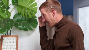 Brazzers: Dr. Danny D Helps Audrey Out