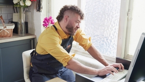 Brazzers: Muscular Man Takes on Bodacious Babe