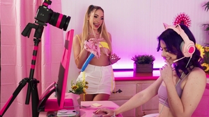 Reality Kings: Scissoring with Friends