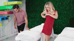 Reality Kings: Scissoring Ashley and Lucas