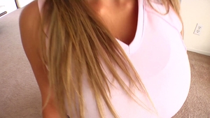 jonni darkko: Brazen Beauty: Alanah's Throaty Treat